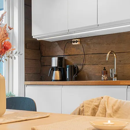 Apartment Four-story House! Newly Renovated! Bergen