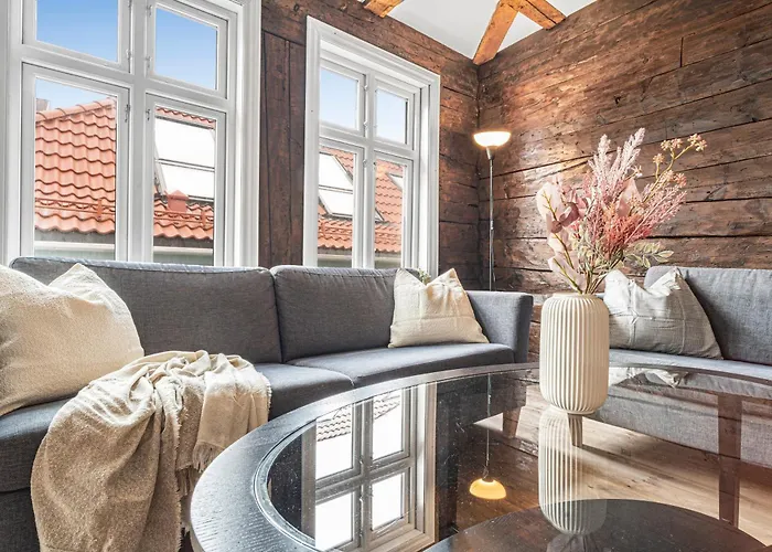 Διαμέρισμα Four-story House! Newly Renovated!