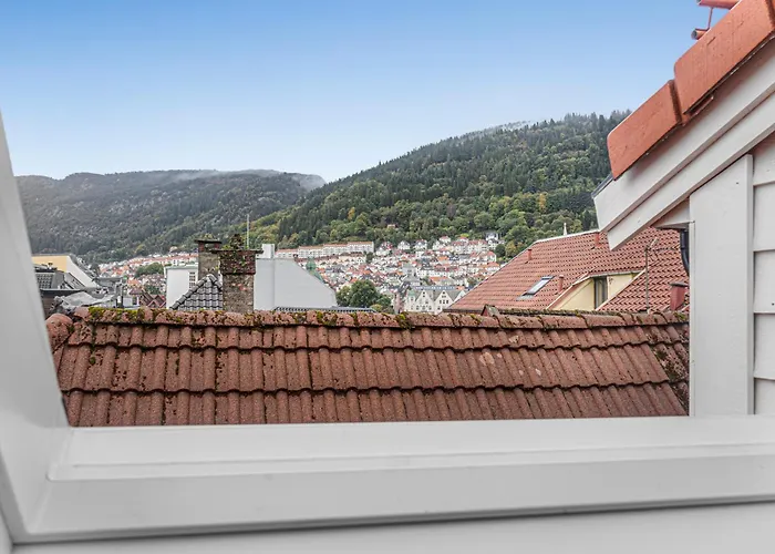 Four-story House! Newly Renovated! شقة برغن